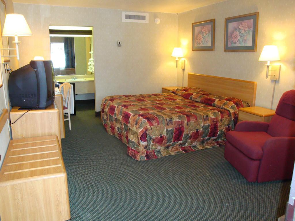 Grand Rapids Inn Wyoming Quarto foto
